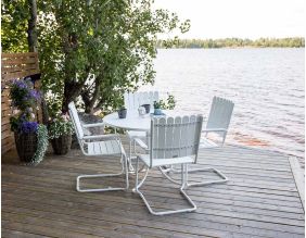 Table ronde et 4 chaises de jardin en acier et aintwood Holmsund (Blanc)
