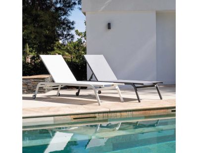 Bain de soleil en aluminium avec roulettes Marbella (Blanc)