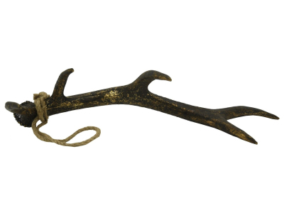 Bois de cerf en polyrésine dorée (59 cm)