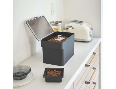 Boite à croquettes en plastique avec verre doseur Pet (Noir)