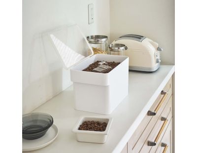 Boite à croquettes en plastique avec verre doseur Pet (Blanc)