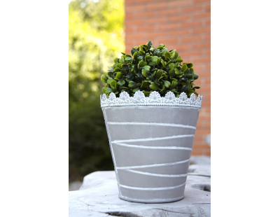 Cache-pot à rayures en métal laqué