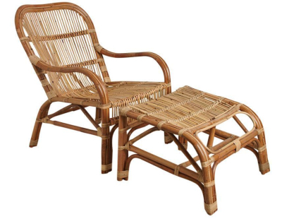 Fauteuil et repose pieds en rotin brut avec écorce