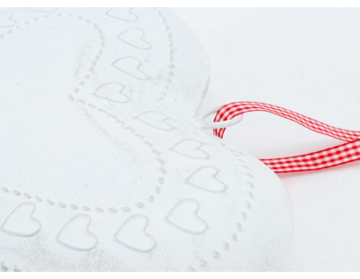 Coeur en métal laqué blanc (Lot de 2)