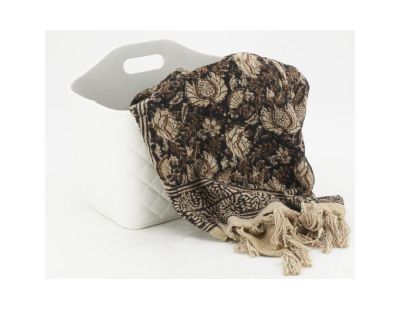 Corbeille porte-revues en simili matelassé blanc