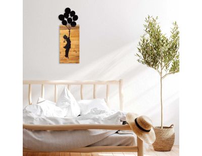 Décoration murale en bois et métal Walnut (Enfant et ballons)