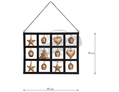 Décoration murale en métal patiné