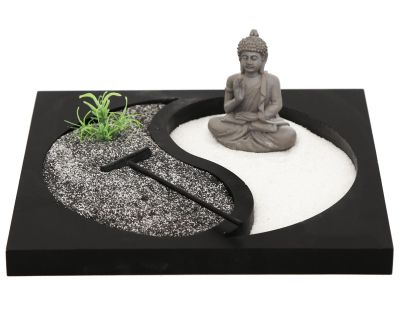 Jardin zen avec bouddha et rateau Ying & Yang