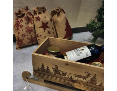 Luge en bois avec décor de Noël