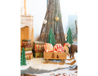 Luge en bois teinté Sapin