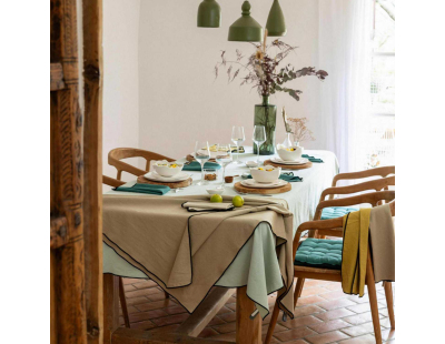 Nappe en coton recyclé Grace 140 x 140 cm (Céladon)
