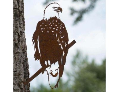 Oiseau sur pique aigle en acier corten