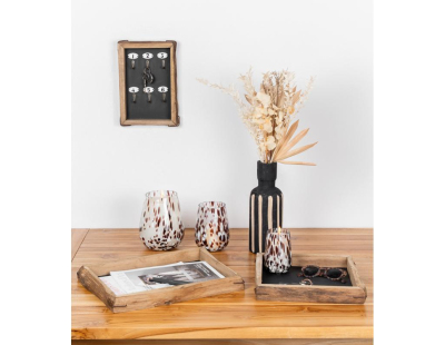 Plateau avec bords en chêne, fond médium. (Petit)