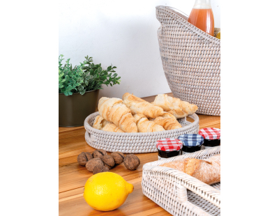 Plateau ovale en rotin patiné blanc