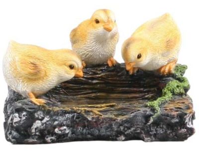 Poussins sur branche en résine 22.5 x 15 x 11 cm