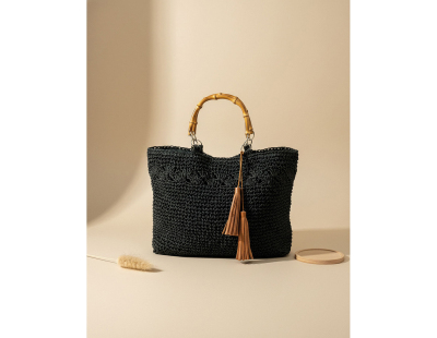Sac tressé noir avec anse en bambou