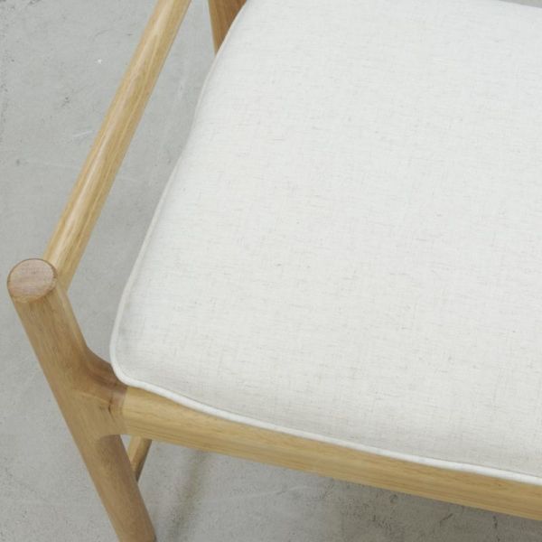 Banc en bois avec coussin en coton blanc - 8