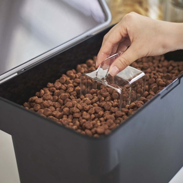 Boite à croquettes en plastique avec verre doseur pet (noir)