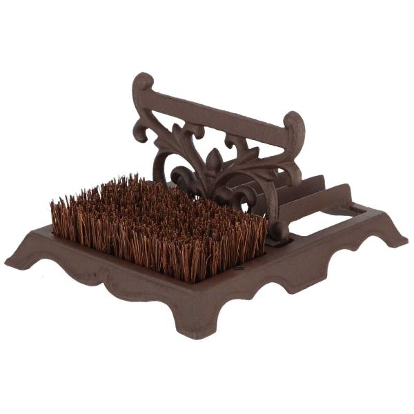 Brosse à chaussures avec grattoir en fonte