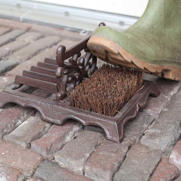 Brosse à chaussures avec grattoir en fonte - BEST FOR BOOTS