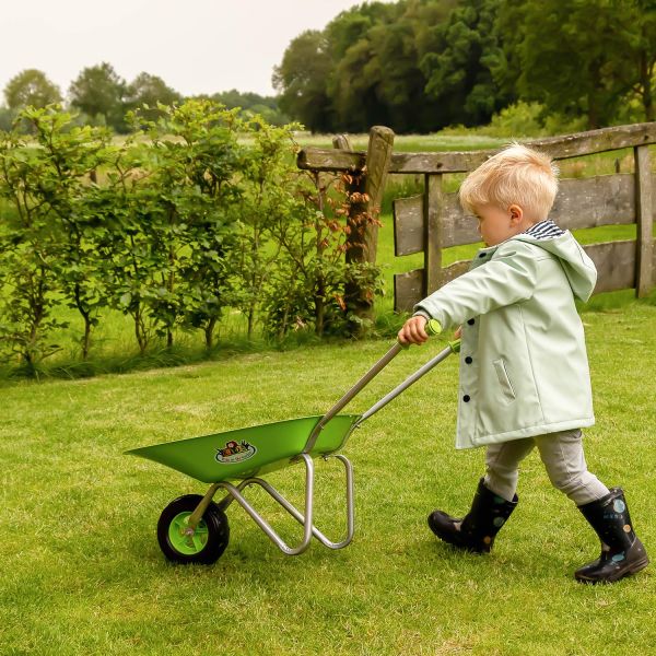 Brouette verte en métal enfant - KIDS IN THE GARDEN