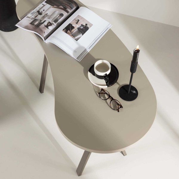 Bureau en MDF et acier  Holmestrand - VENTURE HOME