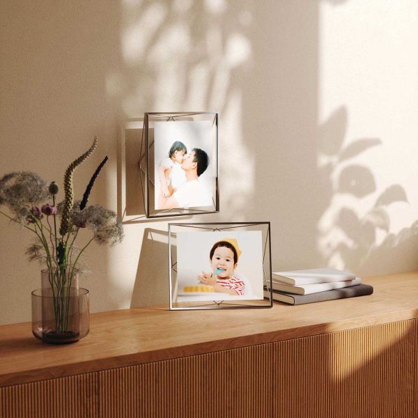 Cadre photo fil en métal 20 x 25 cm - UMBRA