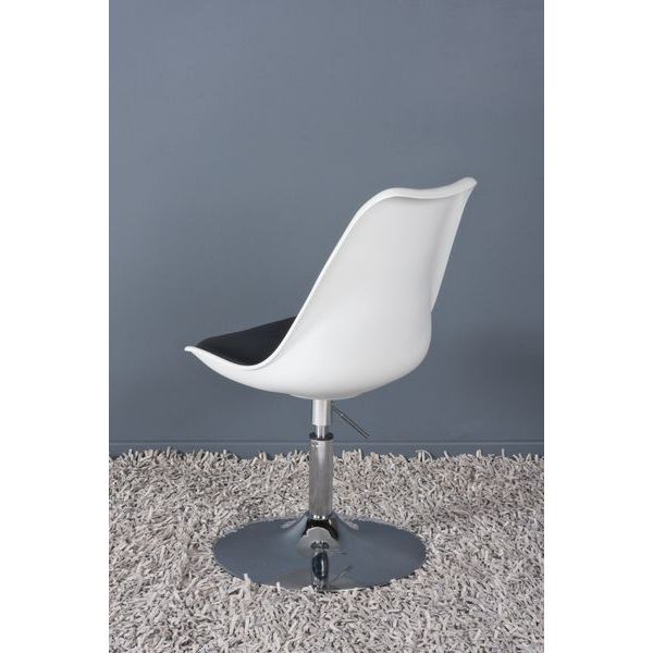 Chaise design Victoria - 119