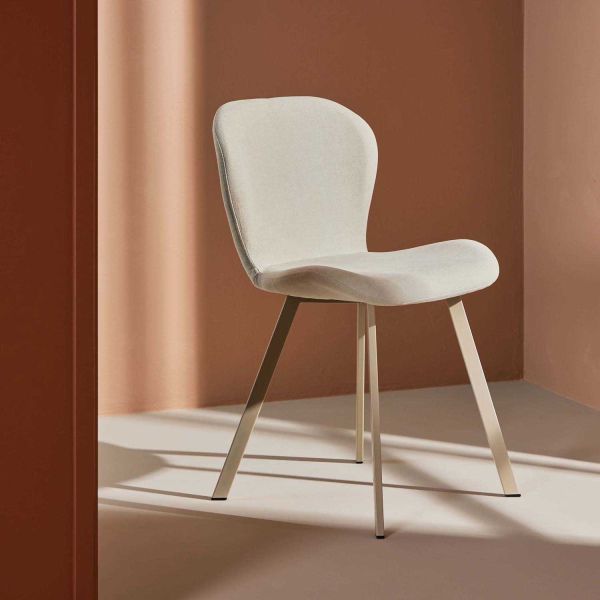 Chaise en tissus pieds en acier Lilja - VENTURE HOME