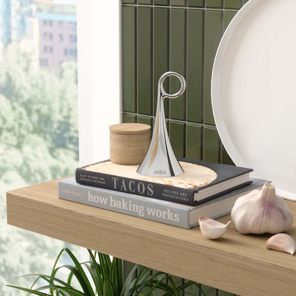 Cloche en laiton Isa - UMBRA