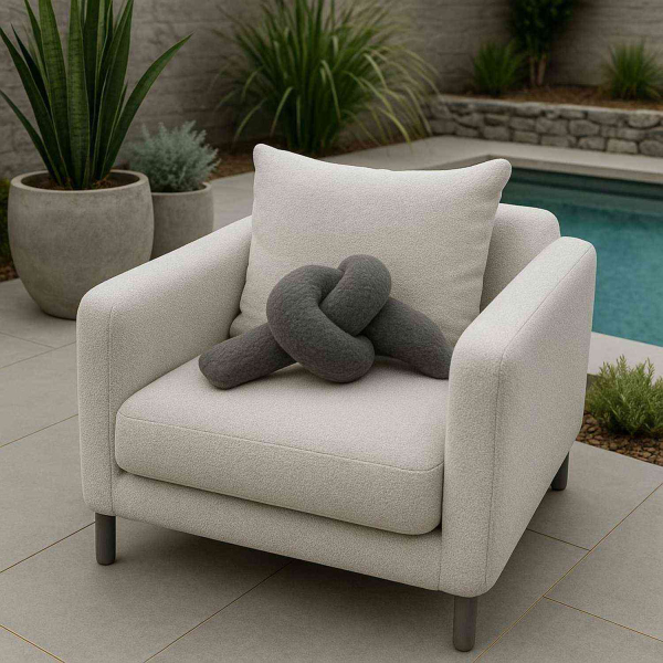 Coussin nœud en polyester Ask Dugum - HANAH HOME