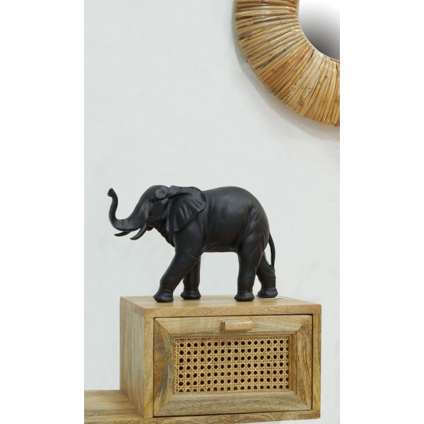 Statuette éléphant en résine noire - 24,90