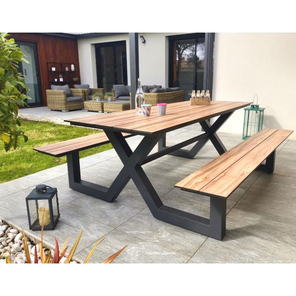 Ensemble table de jardin avec bancs en aluminium et HPL effet bois Vancouver