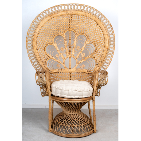 Fauteuil Emmanuelle en rotin teinté marron - AUB-0431