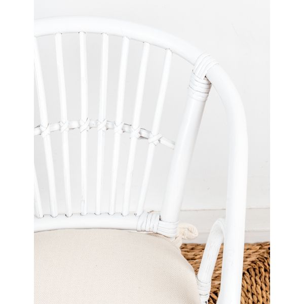 Fauteuil enfant en rotin laqué blanc Putih - AUB-4163