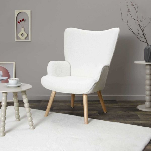 Fauteuil en tissu bouclette et bois Rhea - THE HOME DECO FACTORY