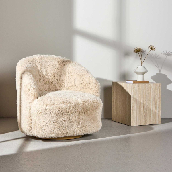 Fauteuil en tissu fluffy Astru 75 x 70 x 75 cm - VENTURE HOME