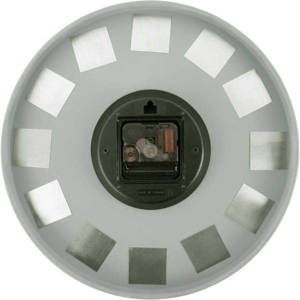 Horloge murale en métal Charm - 64,90
