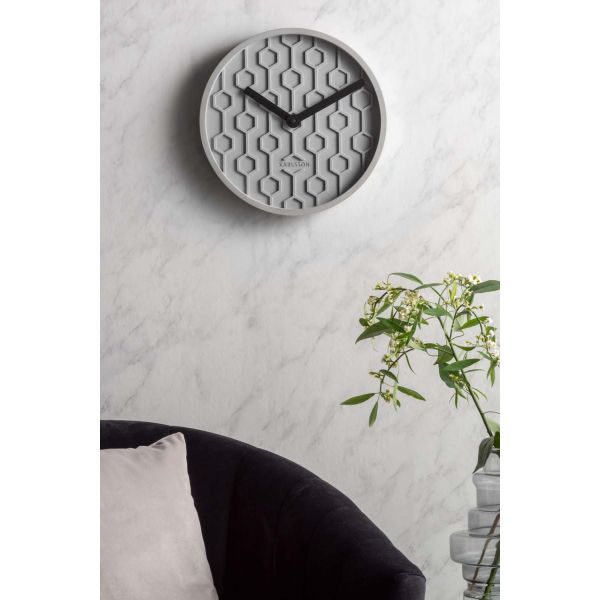 Horloge ronde en béton Honey  31 cm - KARLSSON