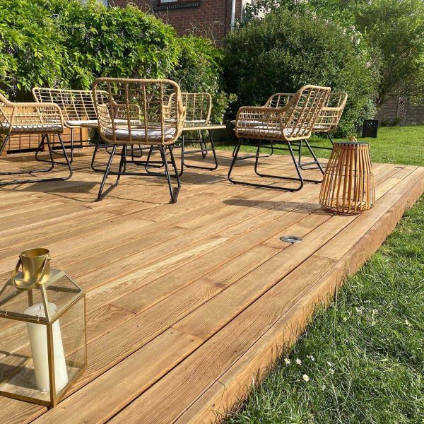 Lame de terrasse striée en pin sylvestre 300 x 14 cm Premium (Lot de 100) - 2659