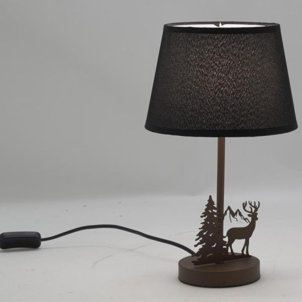 Lampe en métal Cerf avec abat-jour noir - AUB-6386