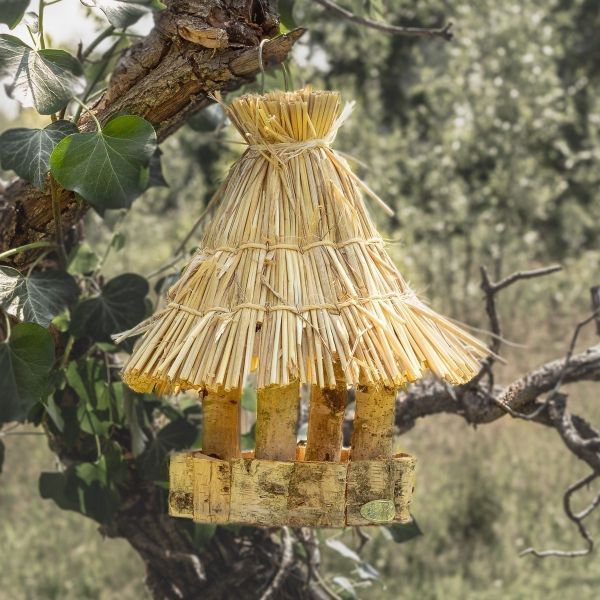 Mangeoire ronde en bouleau avec toit en chaume - BEST FOR BIRDS