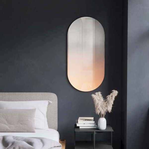 Miroir ovale effet brumeux rosé 45 x 91 cm Misto - UMBRA
