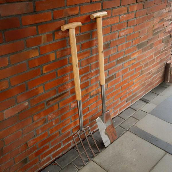 Pelle bêche en acier inoxydable avec poignée ergonomique - GARDEN TOOLS