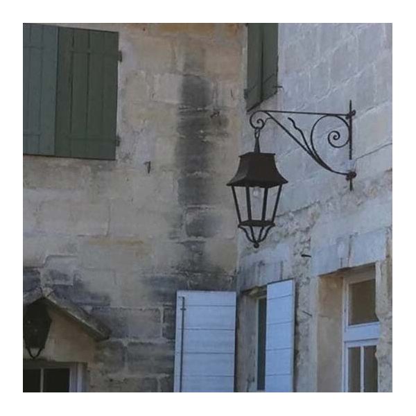 Potence en fer forgé pour lanterne à suspendre  Croix - LANTERNES DAUTREFOIS