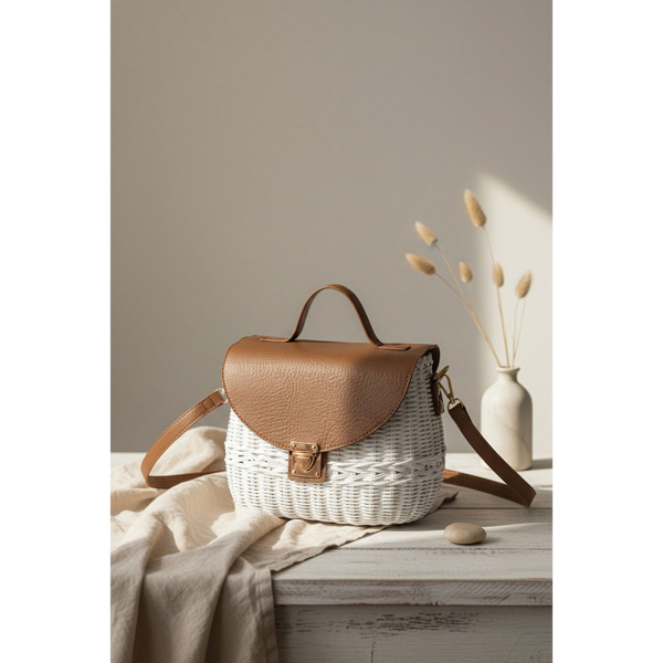 Sac en rotin laqué et cuir - AUBRY GASPARD