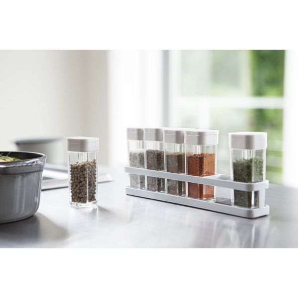 Set de 6 pots à épices avec support Tower - 56,90