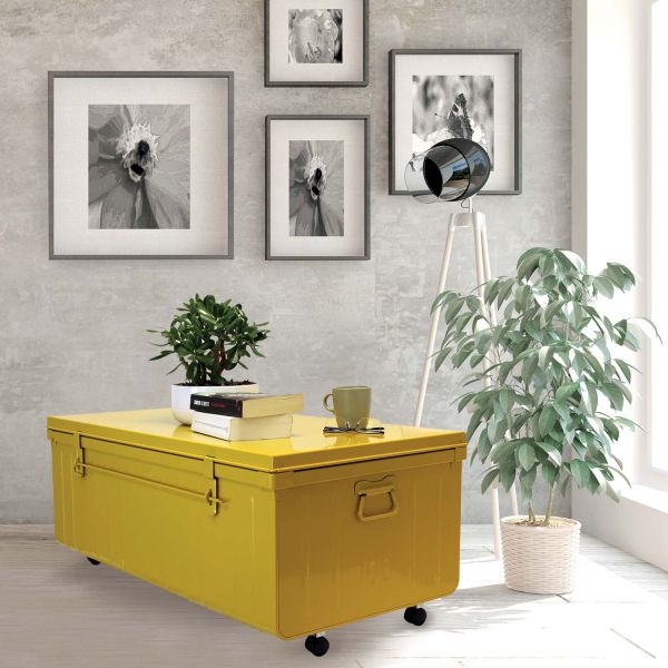 Table basse en acier sur roulettes Habitat 90 cm - PIERRE HENRY