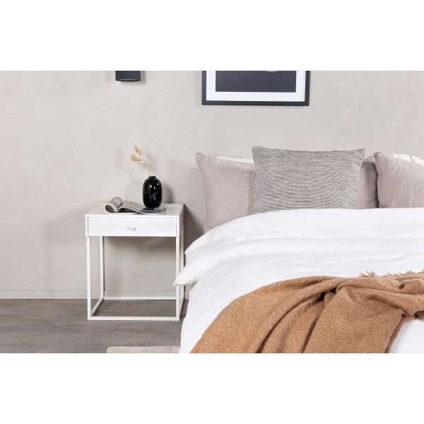 Table de chevet en acier Bakal - VENTURE HOME