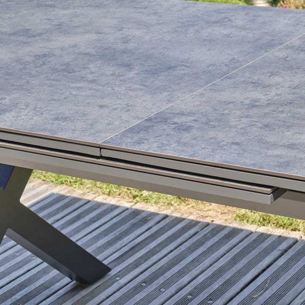 Table de jardin en aluminium et plateau en céramique avec rallonge automatique Floride - 7